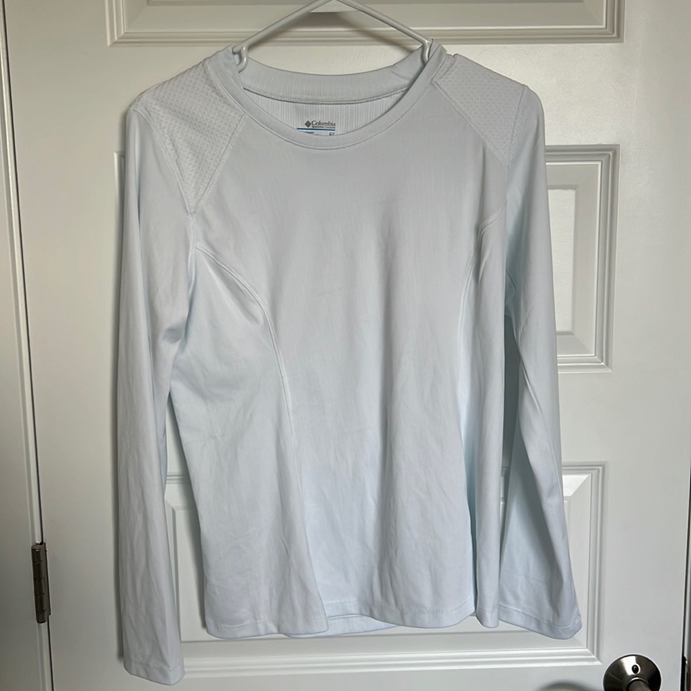 Columbia long sleeve white workout shirt